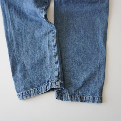 Thrifted – Jean Carpenter Signature by Levi Strauss Talla 36x32 USA | Cintura 48 cm | Largo 109 cm | Talón 22 cm