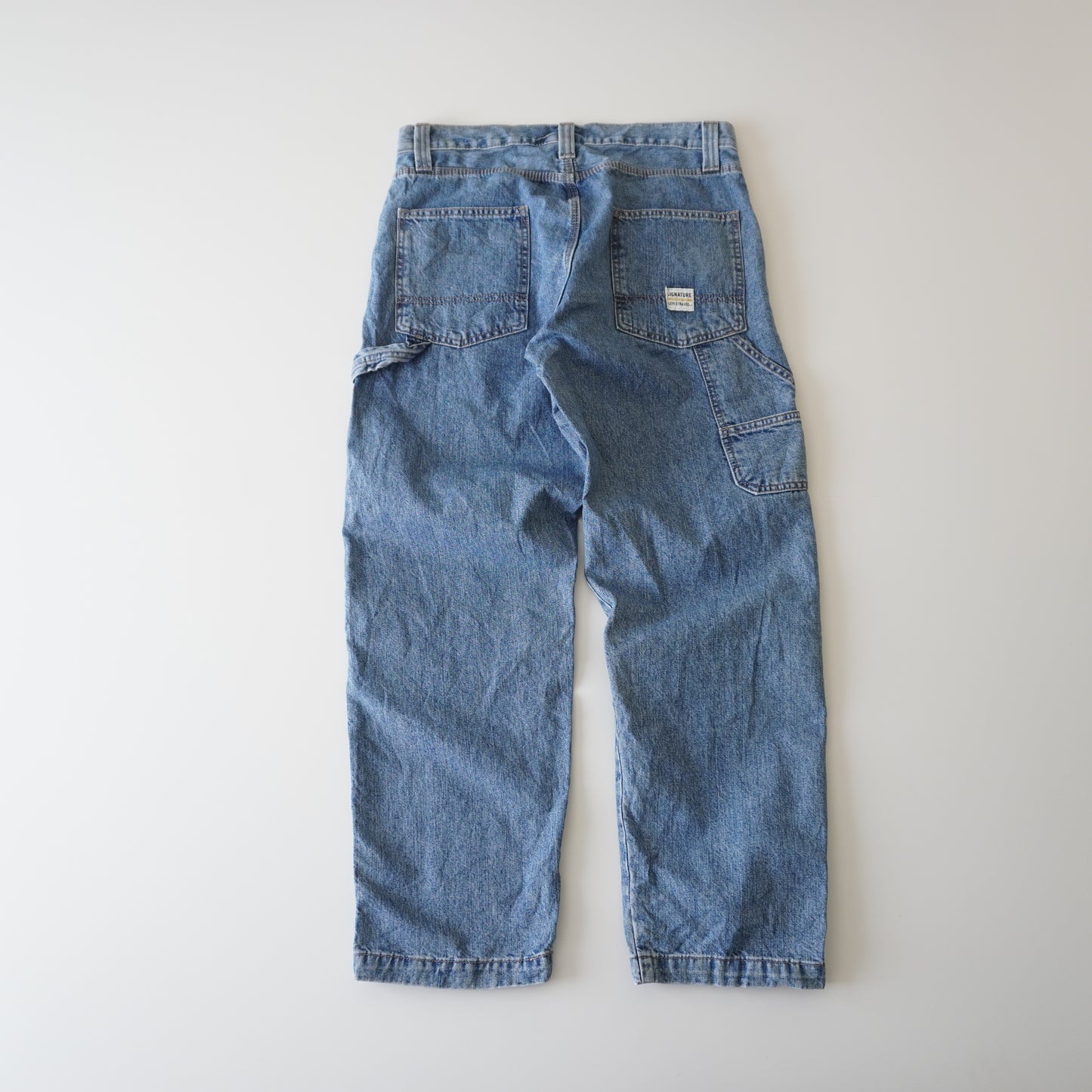 Thrifted – Jean Carpenter Levi Strauss Talla 33x30 USA (CL 42-44) | Cintura 44 cm | Largo 101 cm | Talón 21 cm
