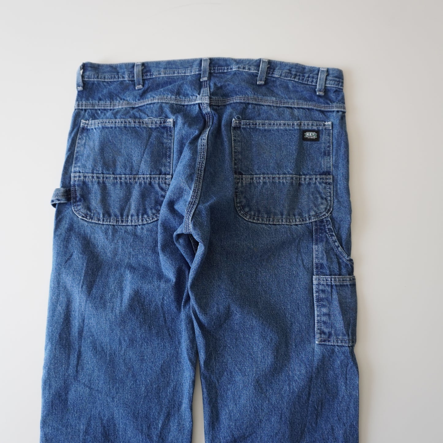 Thrifted – Jean Carpenter Key Talla 36x32 USA (CL 46-48) | Cintura 49 cm | Largo 107 cm | Talón 23 cm