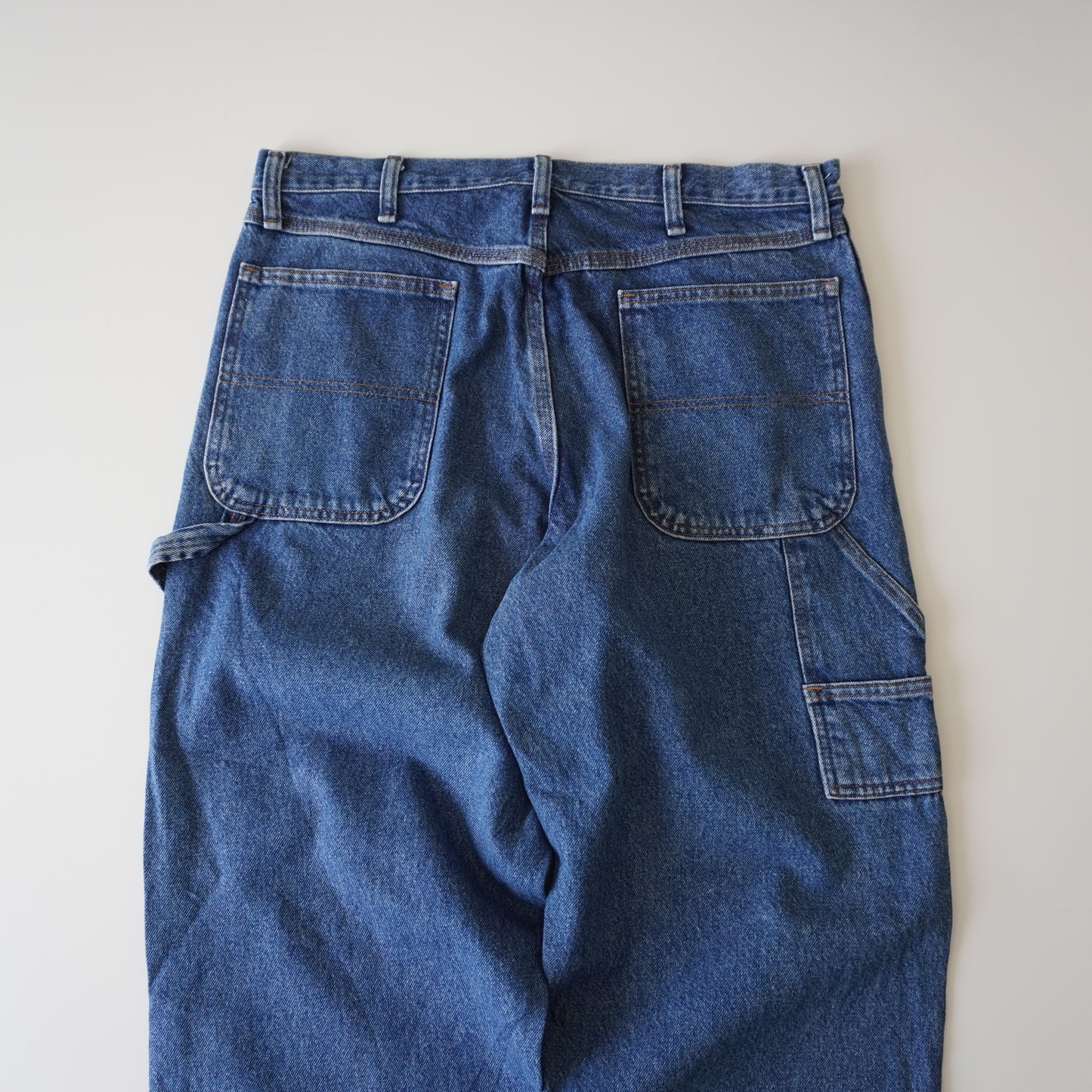 Thrifted – Jean Carpenter Rustler Talla 34x32 USA (CL 44-46) | Cintura 47 cm | Largo 111 cm | Talón 24 cm