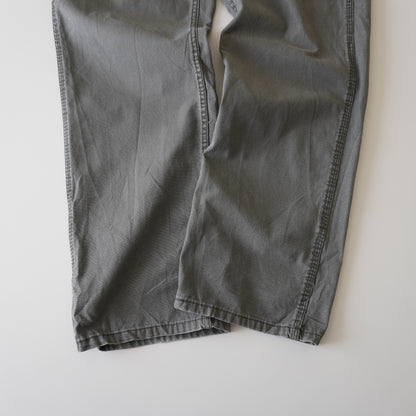 Thrifted – Jean Carpenter Verde Schmidt Workwear Talla 36x34 USA (CL 46-48) | Cintura 48 cm | Largo 110 cm | Talón 23.5 cm