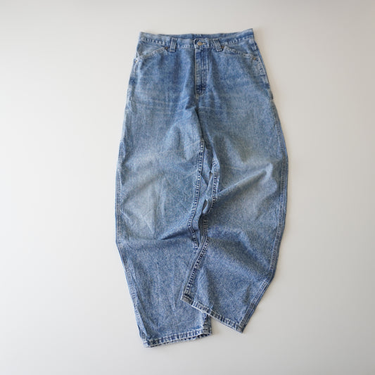 Thrifted – Jean Carpenter Riveted by Lee Talla 14-M USA (CL 42-44) | Cintura 44 cm | Largo 111 cm | Talón 22 cm