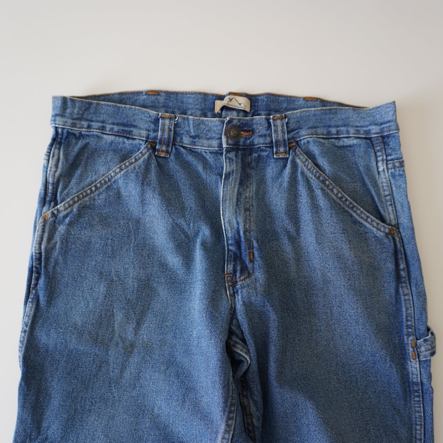 Thrifted – Jean Carpenter Azul Blue Mountains Talla 36x30 USA (CL 46-48) | Cintura 48 cm | Largo 98 cm | Talón 24 cm