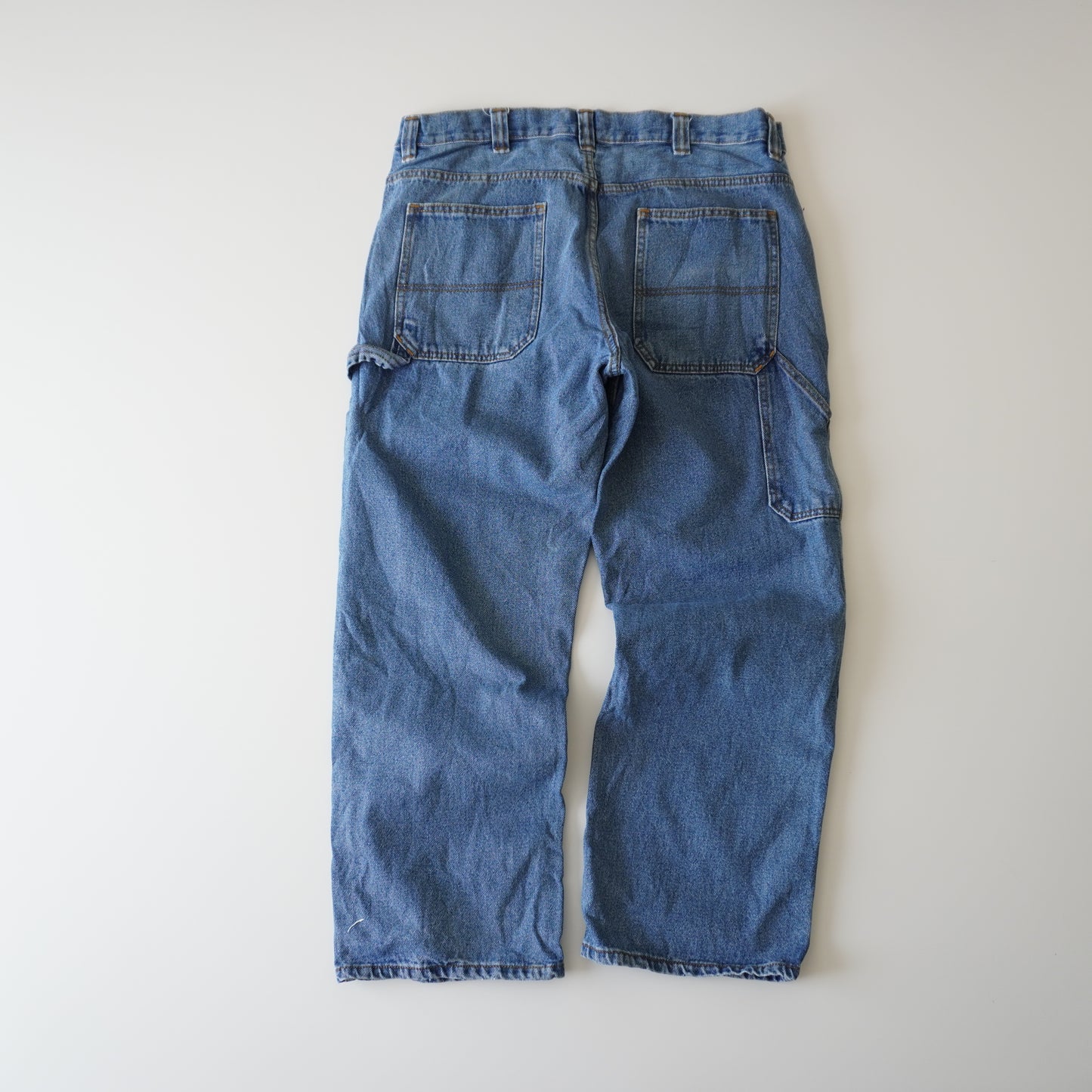 Thrifted – Jean Carpenter Azul Blue Mountains Talla 36x30 USA (CL 46-48) | Cintura 48 cm | Largo 98 cm | Talón 24 cm