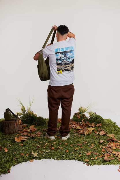 GO OVERHEAD - Polera Torres del Paine blanca básica suelta, estilo Street y confort premium