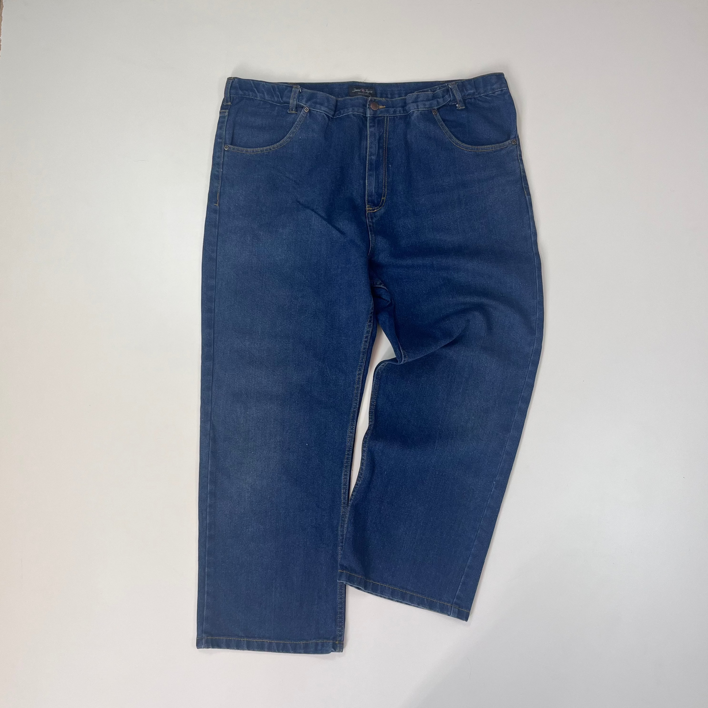 Thrifted – Jean David Taylor Regular Fit Talla 44x29 USA (CL 54 aprox.) | Cintura 56 cm | Largo 106 cm | Talón 26 cm