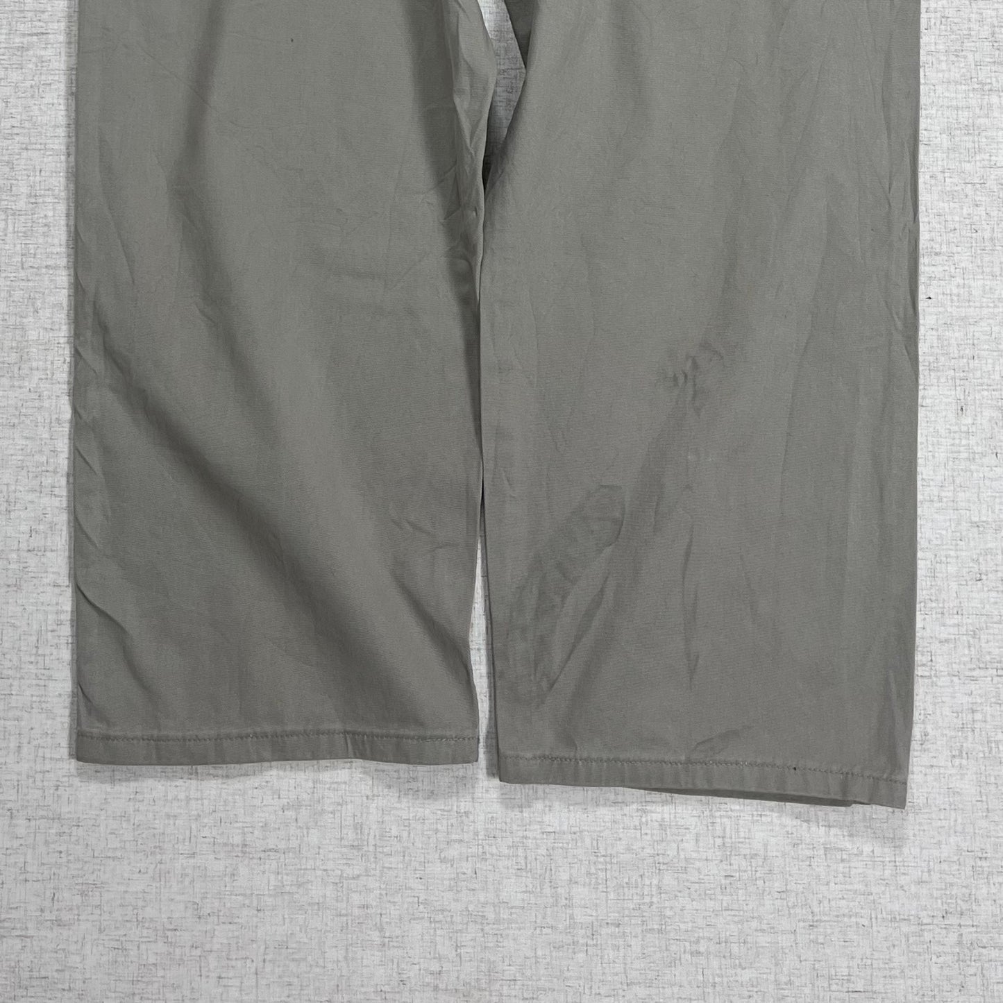 Thrifted – Cargo Pants Wrangler Beige Talla 40x30 USA (CL 50 aprox.)