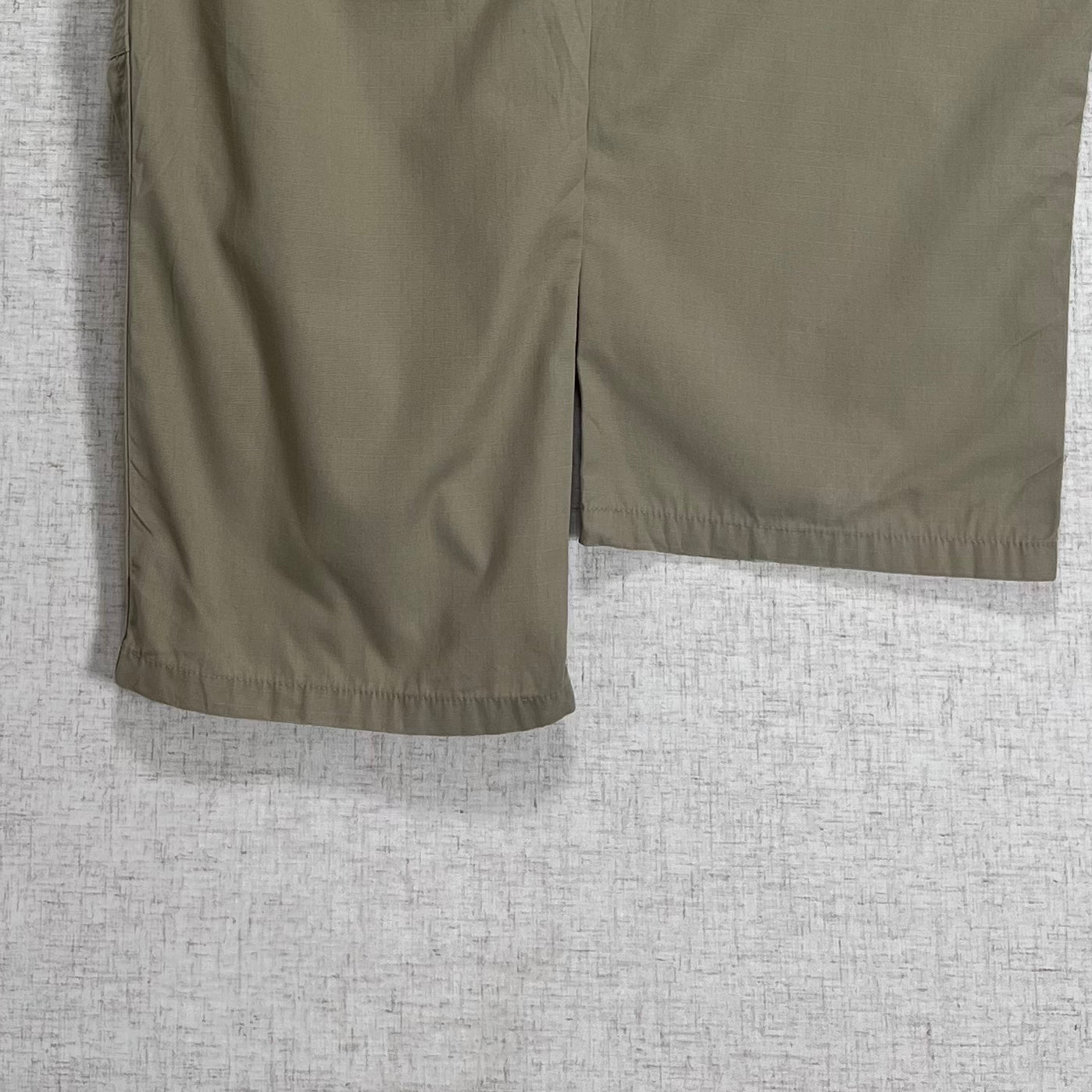 Thrifted – Cargo Pants Tactical Series Beige Talla 36x32 USA (CL 42 aprox.)