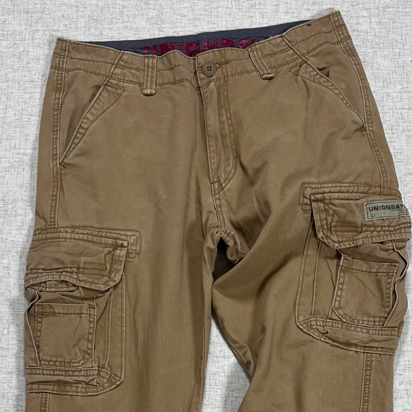 Thrifted – Cargo Pants Unionbay Café Talla 32x32 USA (CL 42 aprox.)