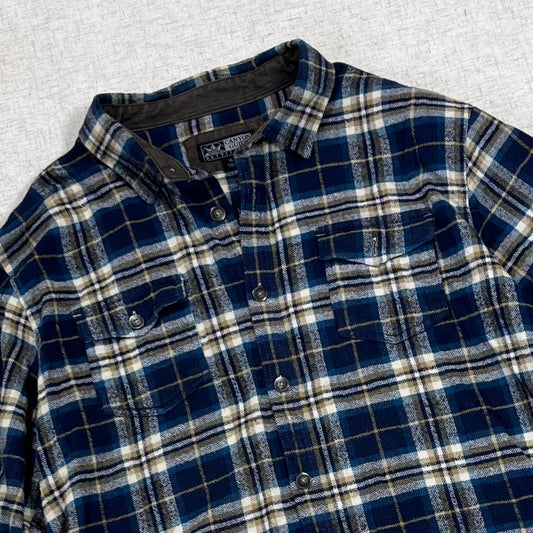 camisa Franela guresa Canyon Tricolor talla XL,  ancho 55, largo 79, manga66