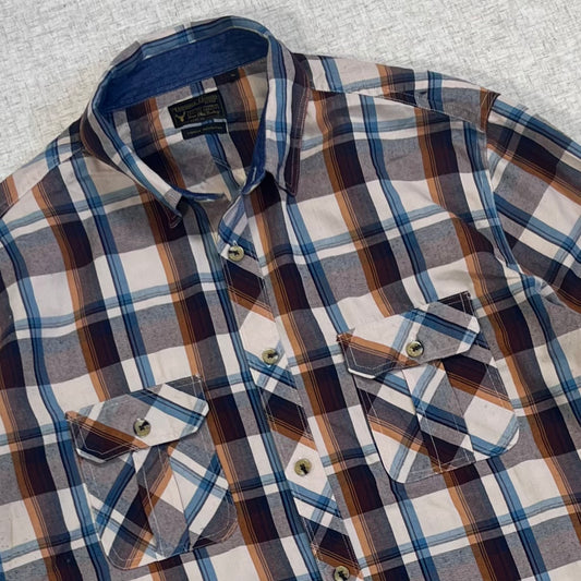 Thrifted – Camisa Escocesa Café Vintage Talla XL | Hombros 50 cm | Largo 74 cm