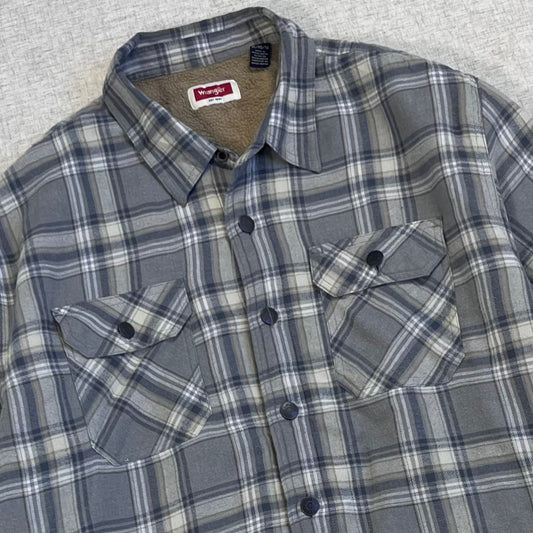 Thrifted – Leñadora con forro interior Wrangler Gris Talla XL (CL XL) | Hombros 55 cm | Largo 76 cm
