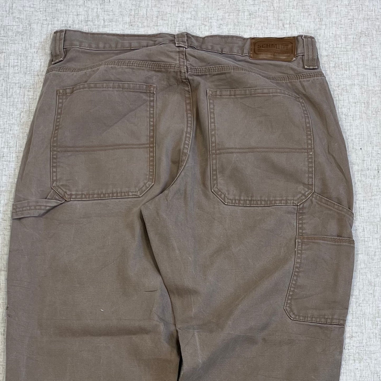 Thrifted – Jean Carpenter Café Claro Schmith Talla 34x30 USA (CL 48) | Cintura 45 cm | Largo 101 cm | Talón 23 cm