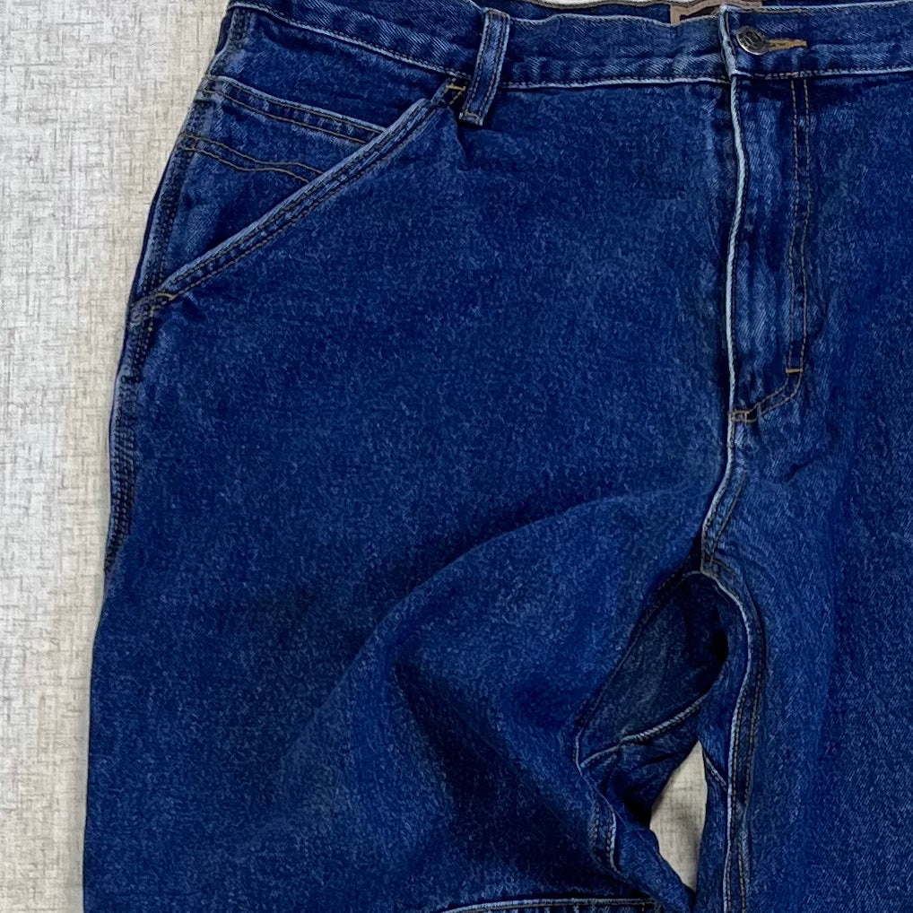 Thrifted – Jean Carpenter Azul Denim Northeast Talla 38x32 USA (CL 52–54) | Cintura 48 cm | Largo 108 cm | Talón 24 cm