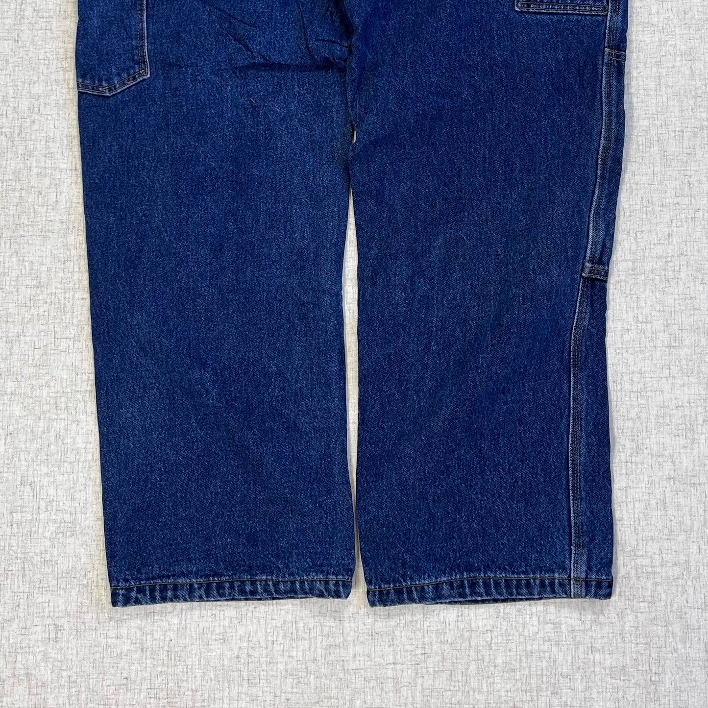 Thrifted – Jean Carpenter Azul Denim Northeast Talla 38x32 USA (CL 52–54) | Cintura 48 cm | Largo 108 cm | Talón 24 cm