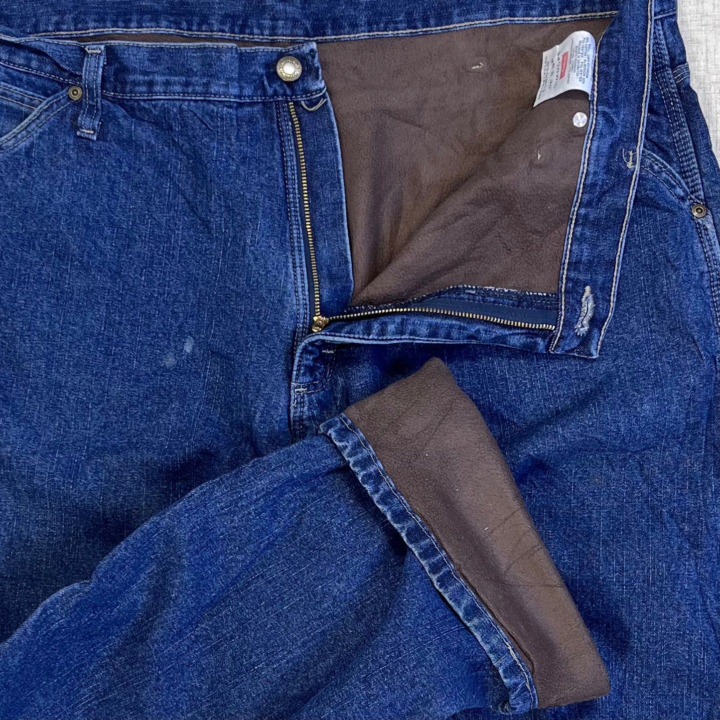 Thrifted – Jean Carpenter Forrado Wrangler Talla 38x30 USA (CL 52–54) | Cintura 50 cm | Largo 101 cm | Talón 24 cm