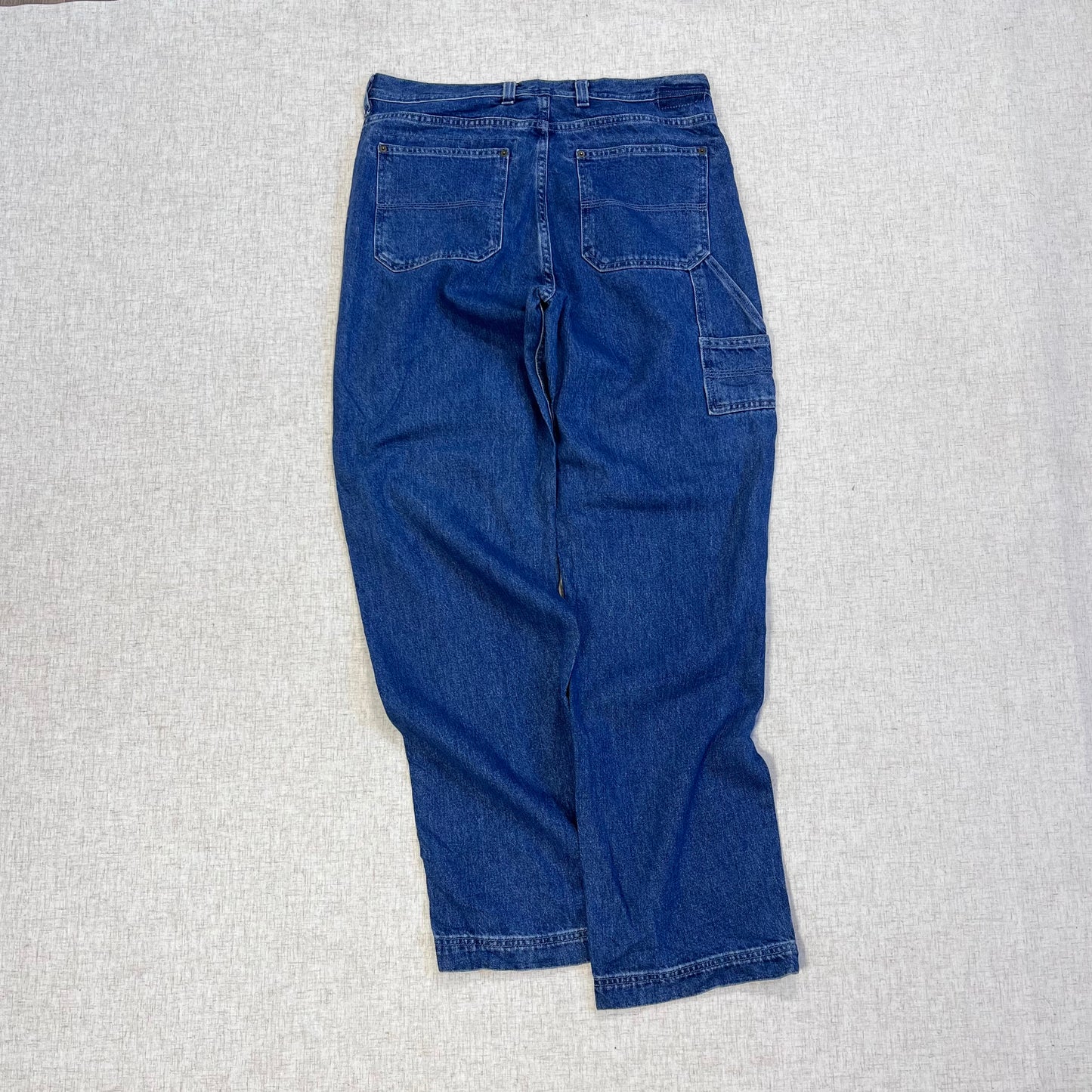 Thrifted – Jean Carpenter Clásico Vintage Talla 34x34 USA (CL 48) | Cintura 46 cm | Largo 120 cm | Talón 24 cm