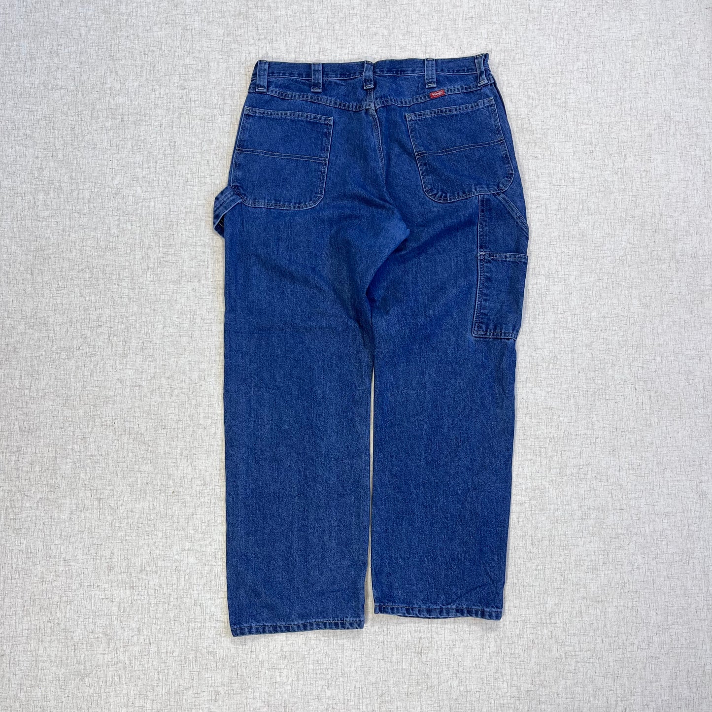 Thrifted – Jean Carpenter Clásico Wrangler Talla 36x30 USA (CL 50–52) | Cintura 46 cm | Largo 105 cm | Talón 24 cm