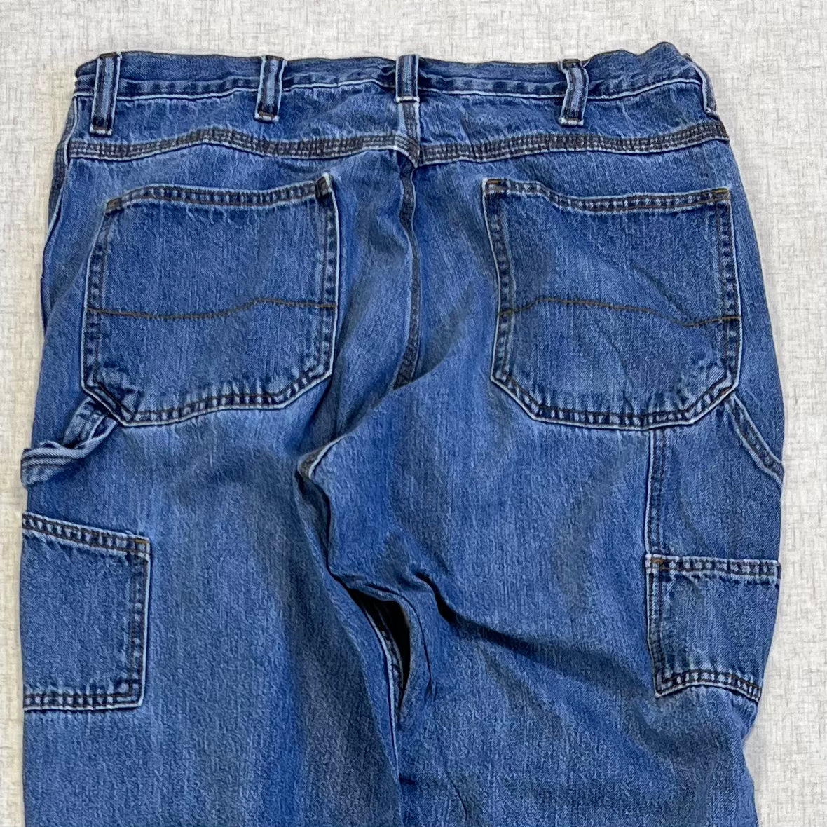 Thrifted – Jean Carpenter Denim Faded Glory Talla 34x32 USA (CL 48) | Cintura 44 cm | Largo 109 cm | Talón 25 cm