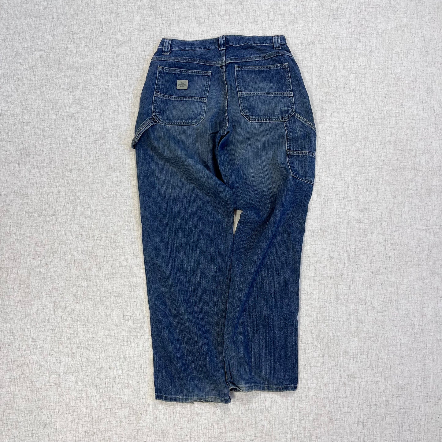 Thrifted – Jean Carpenter Denim Lee Talla 30x32 USA (CL 44–46) | Cintura 41 cm | Largo 109 cm | Talón 22 cm